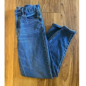 American Eagle Mom Jeans